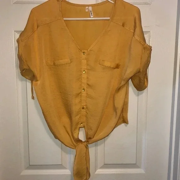 Gold top - Picture 1 of 4